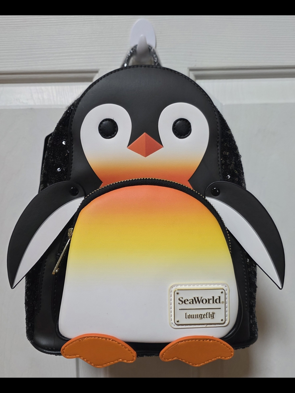 Seaworld Exculsive Loungefly Sequin Penguin Mini Backpack NWT